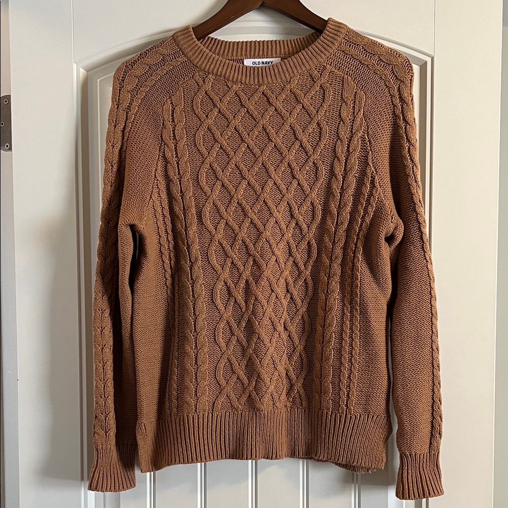 NWOT Old Navy Brown Cable Knit Sweater Size M
